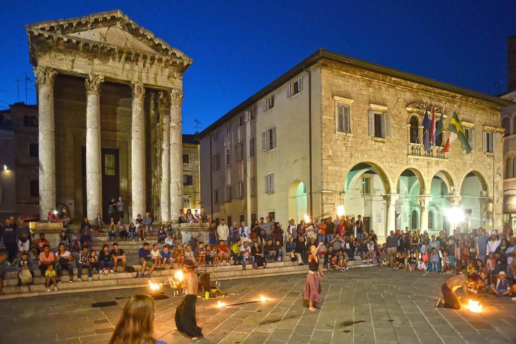 Polai Center * Pula