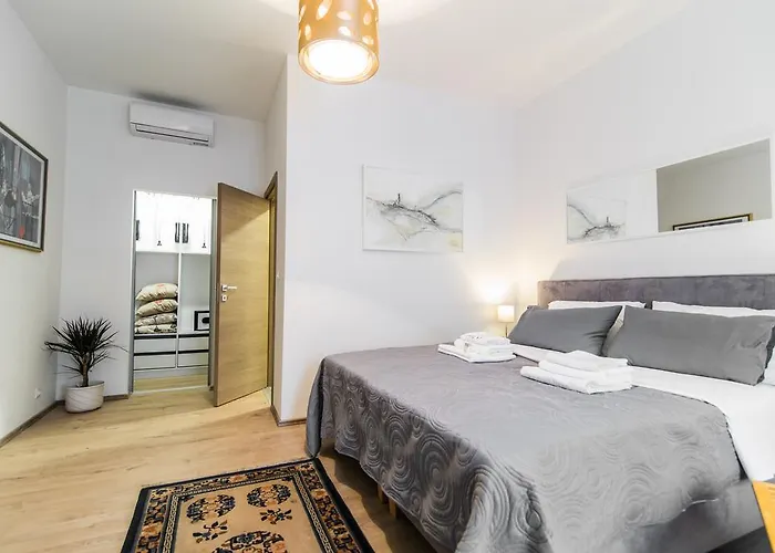 Polai Center Apartments
